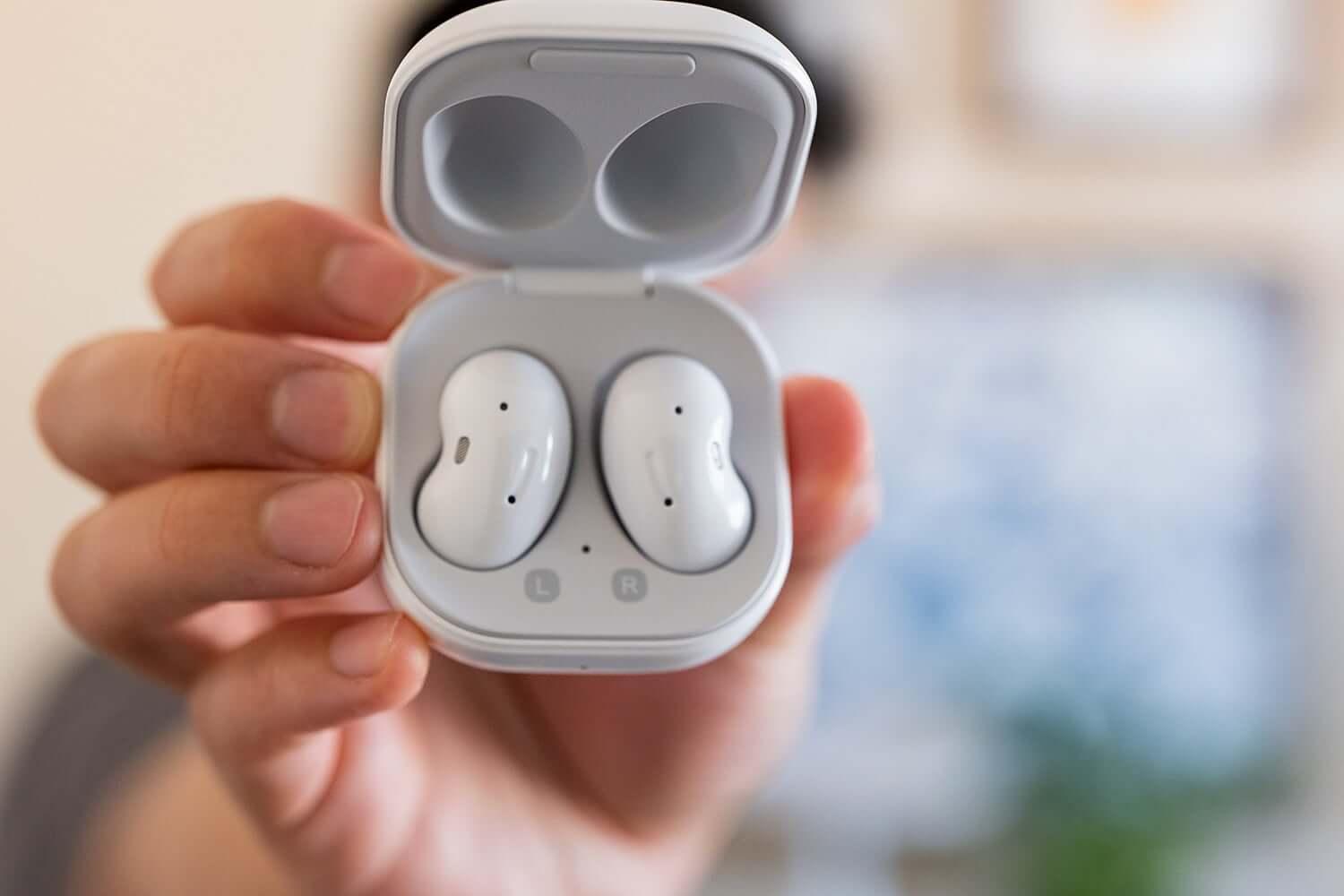 How to Connect Galaxy Buds 2 to Windows 11 PC?